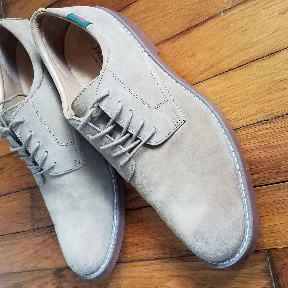 Men's tan suede Bass Oxfords Size 11.5